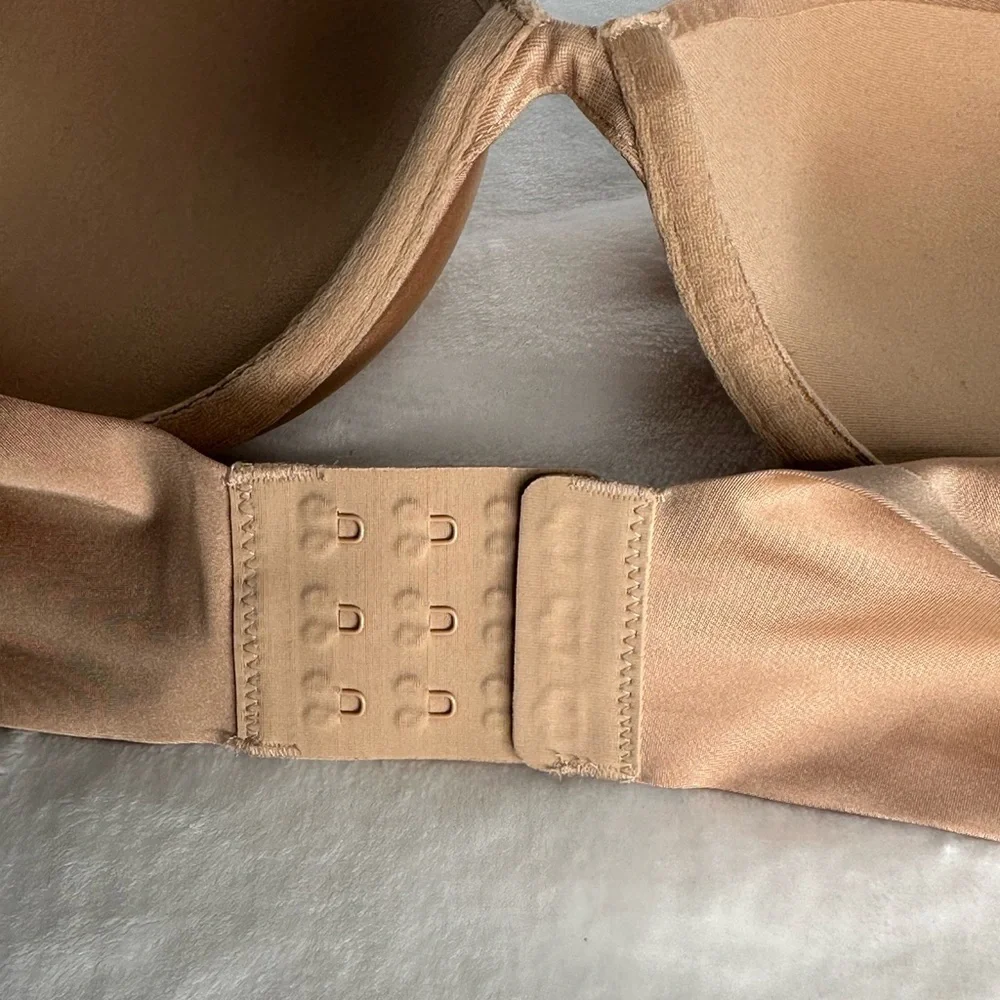Skims Kim Kardashian ultimate teardrop clay tan nude pushup Bra 36C